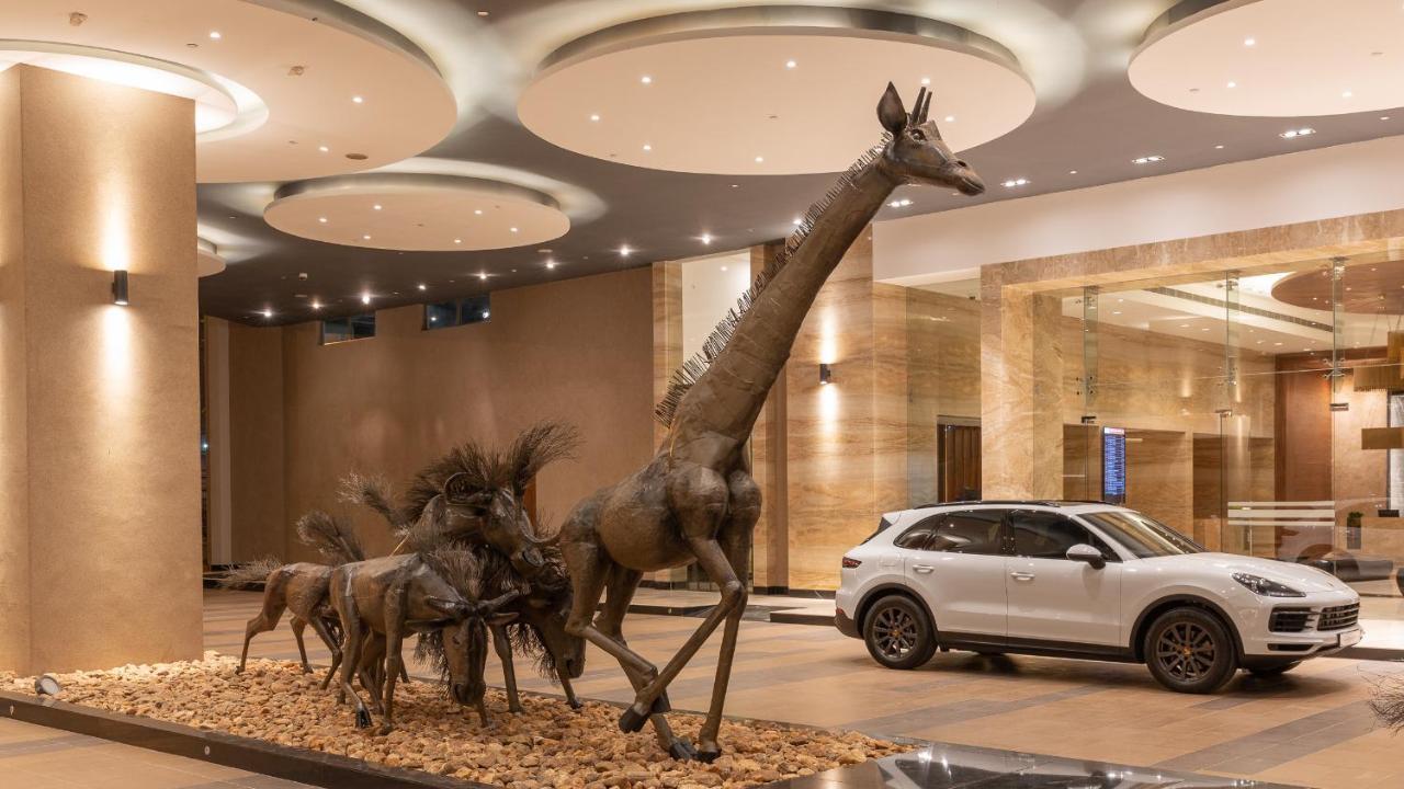 Emara Ole-Sereni Nairobi Exterior foto